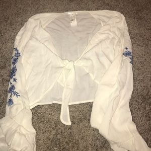 Cropped White Tie Top with Floral Arms